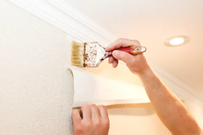 Pose de papier peint à Coulombs — revêtements muraux et toiles de verre